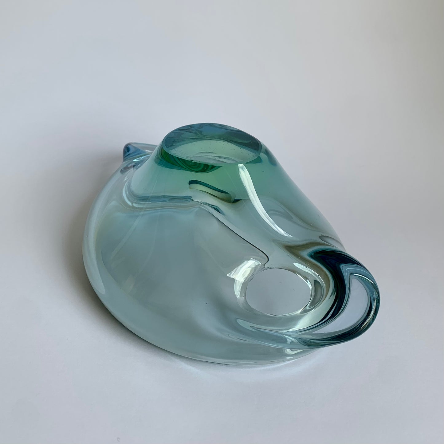Mid-Century Kunstglas-Schale von Chřibská, Tschechoslowakei, 1960er Jahre