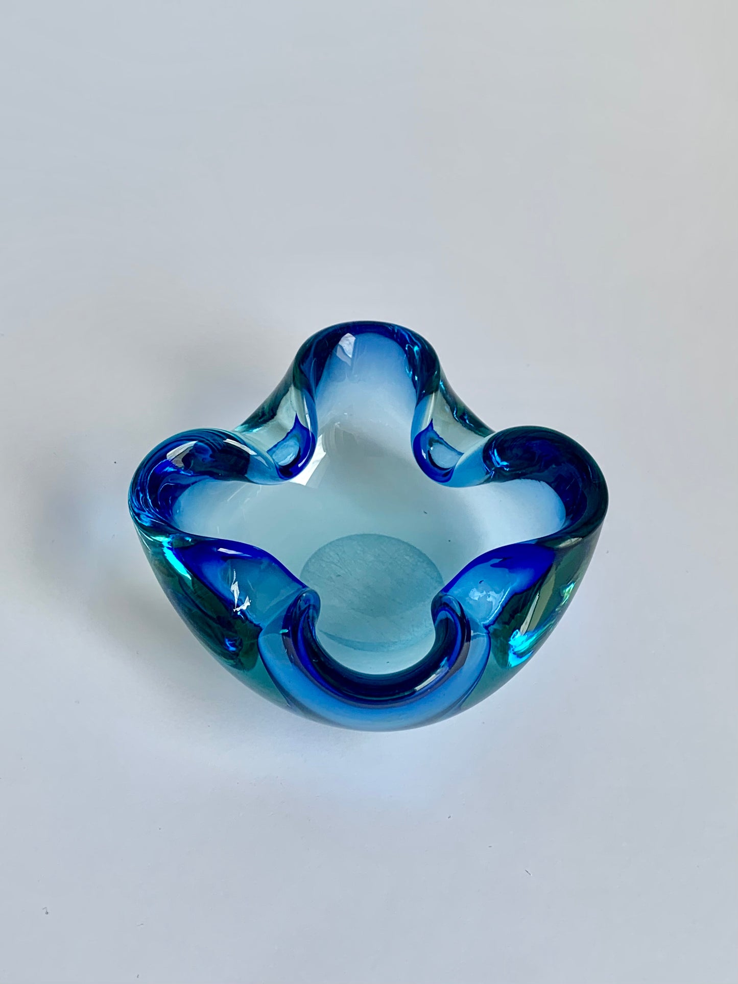 Murano-Glas-Schale in Tiefblau und Mintgrün