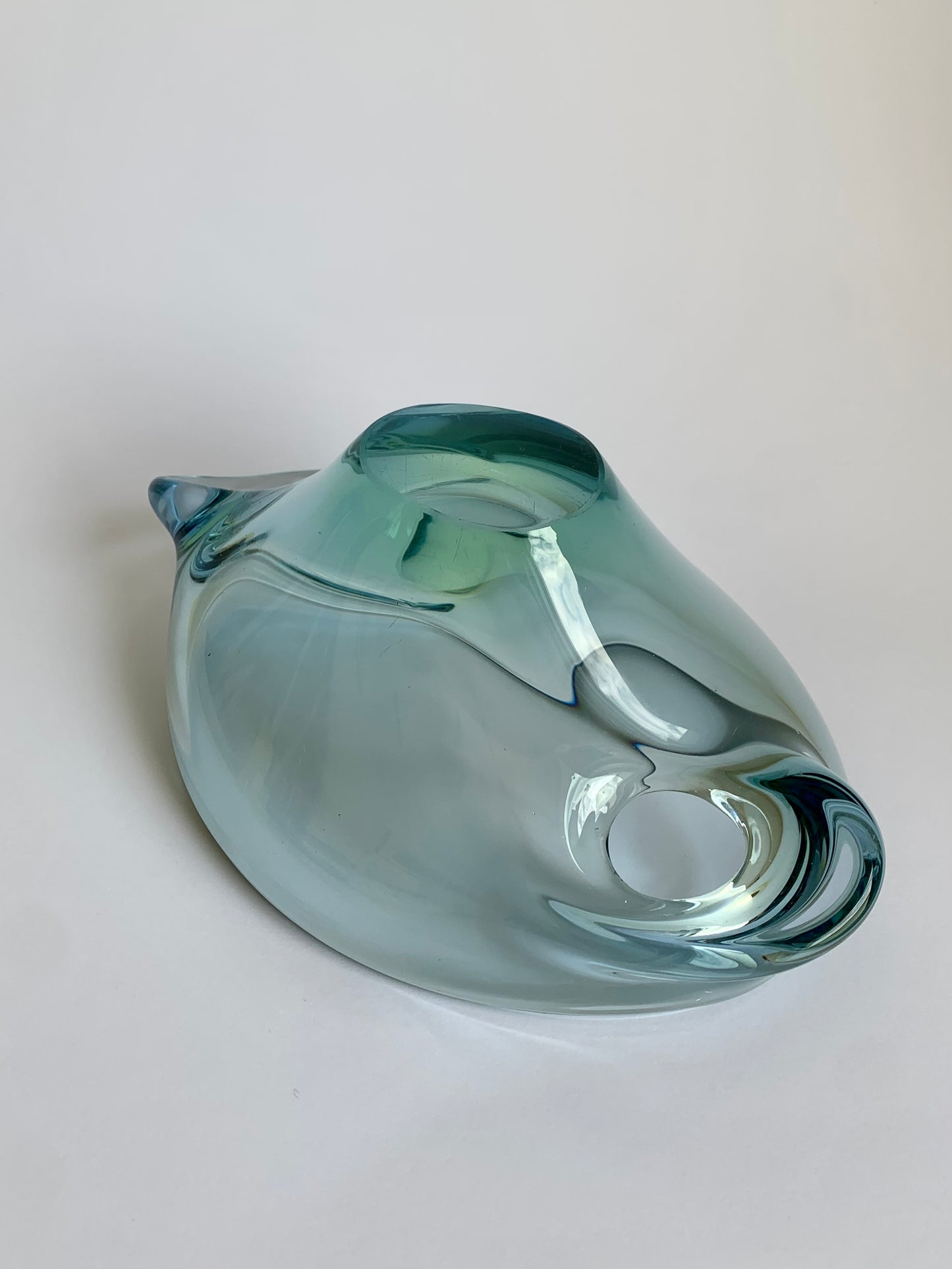 Mid-Century Kunstglas-Schale von Chřibská, Tschechoslowakei, 1960er Jahre